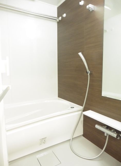 バス・シャワールーム　バス