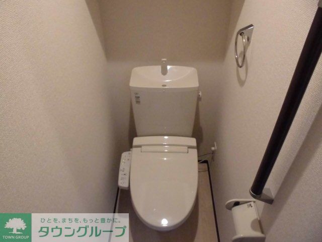 トイレ　温水洗浄便座付き