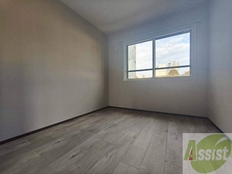 その他部屋・スペース　こちらのお部屋は光が差し込む、温かみのあるお部屋です。