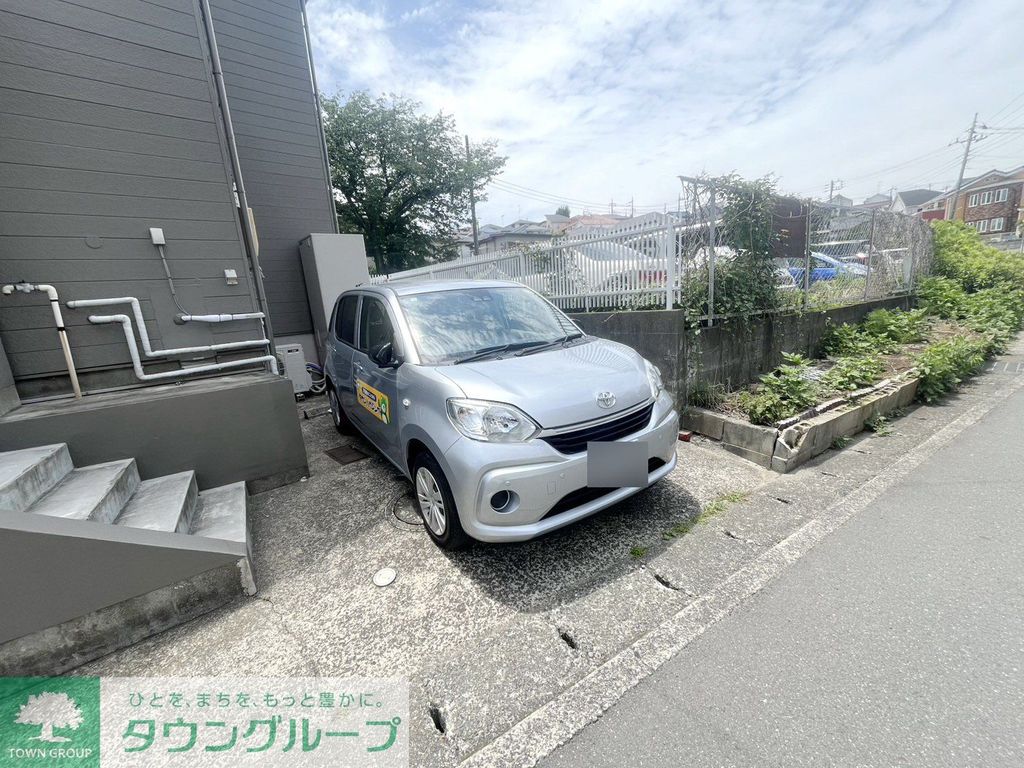 駐車場　駐車場