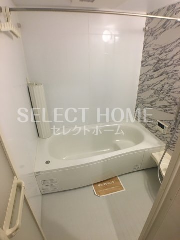 バス・シャワールーム　お風呂です 同型タイプ