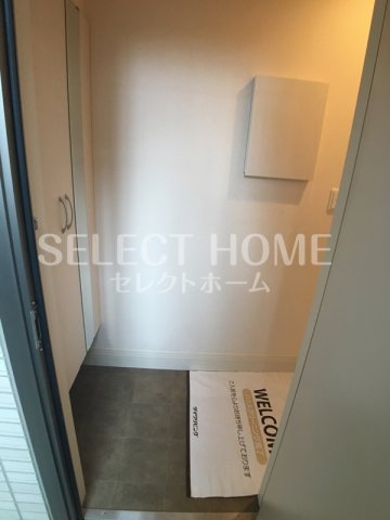 玄関　落ち着いた玄関です 同型タイプ