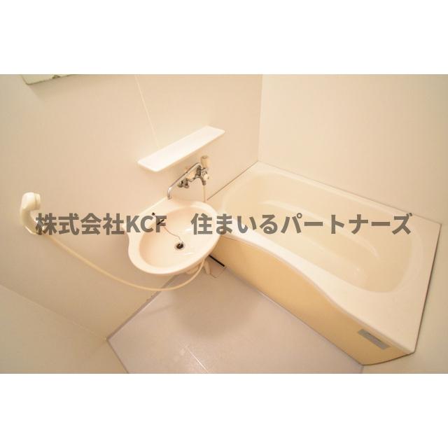 バス・シャワールーム　お風呂で日々の疲れを落としましょう