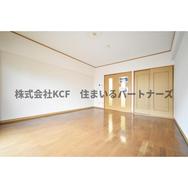 その他部屋・スペース　明るい色調の室内です