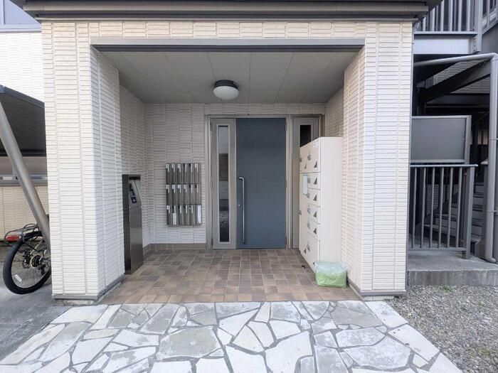 エントランス　共用部分も大変綺麗★