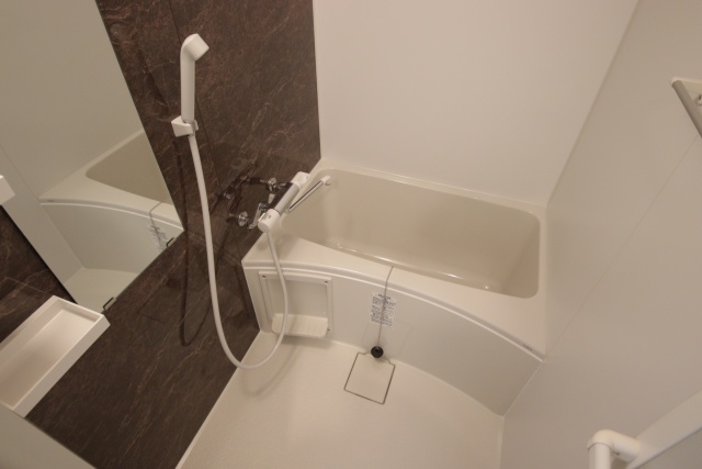 バス・シャワールーム　※別室の参考写真の為、現況優先です。