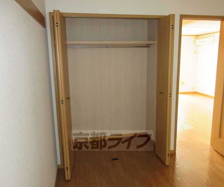 収納　広々クローゼットです