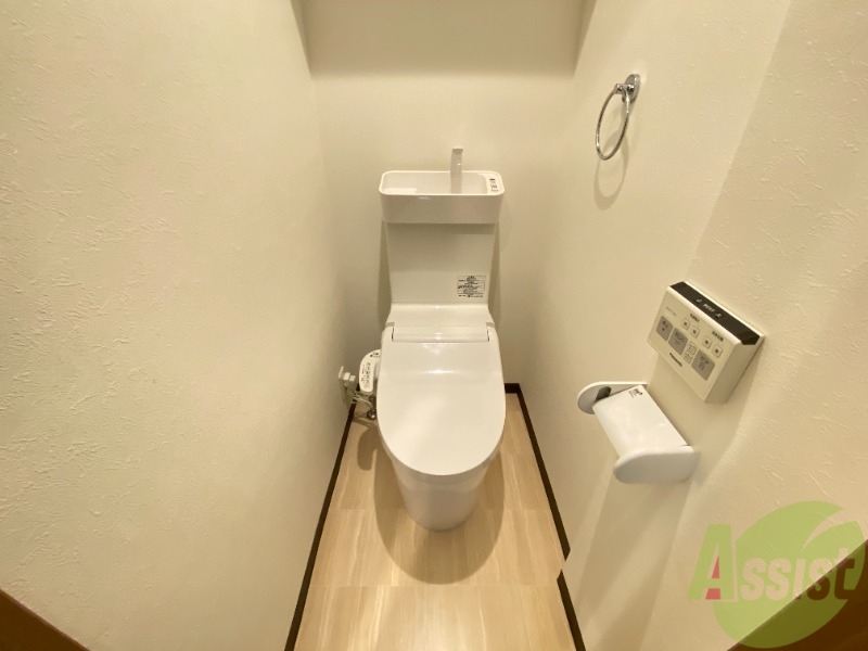 トイレ　シンプルなトイレです