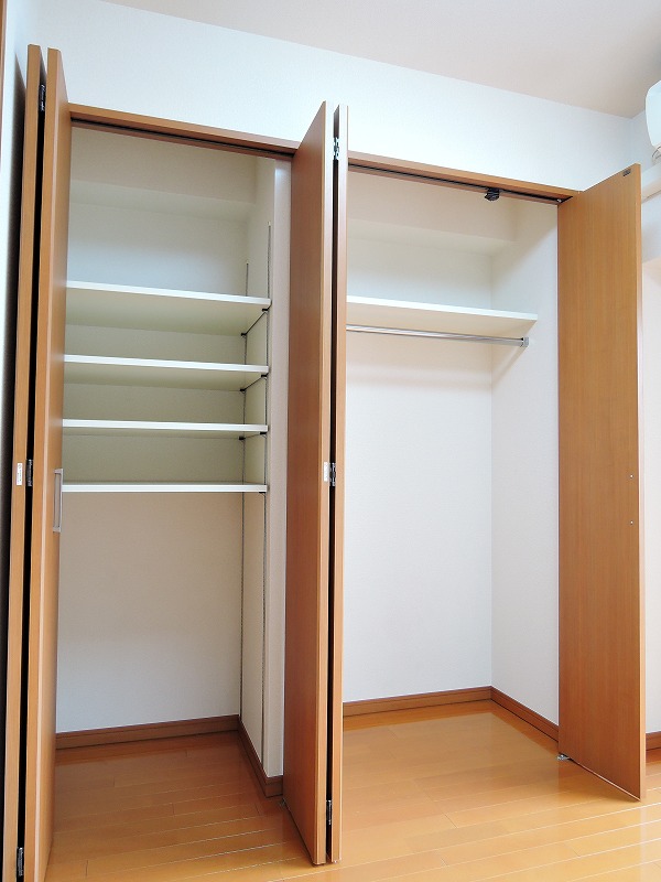 収納　クローゼット