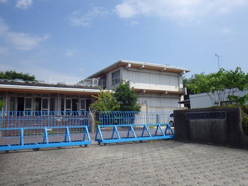 小学校　大和郡山市立矢田南小学校（小学校）まで1071m