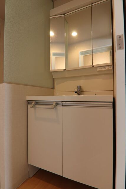 洗面設備　※別室の参考写真の為、現況優先です。