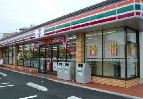 コンビニ　セブン-イレブン江東扇橋店（コンビニ）まで362m