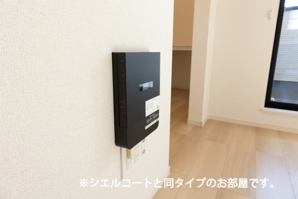 その他　※参考写真　同建築メーカー施工の同間取完成他物件のものです。