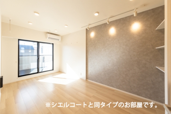 居室・リビング　※参考写真　同建築メーカー施工の同間取完成他物件のものです。