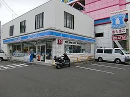 コンビニ　ローソン 筑紫通東光寺店（コンビニ）まで391m