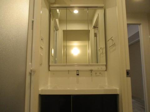 洗面設備　洗髪洗面化粧台