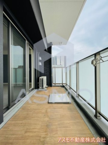 バルコニー　※同物件　別間取り　参考写真