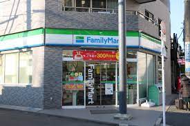 コンビニ　ファミリーマート 南品川三丁目店（コンビニ）まで207m