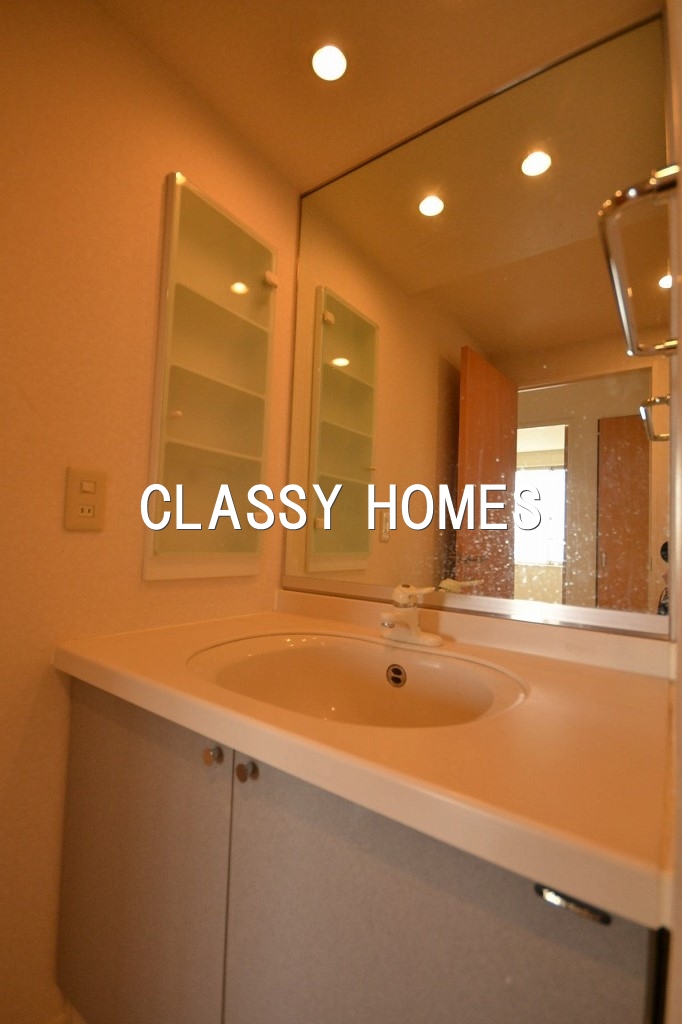 洗面設備　1998年竣工アイエスハイツ：独立洗面台