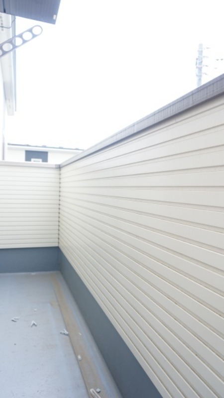 バルコニー　図面と現状に相違がある場合には現状を優先