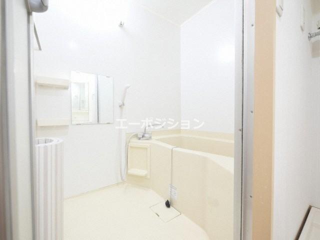 バス・シャワールーム　Rainbow Court P-III