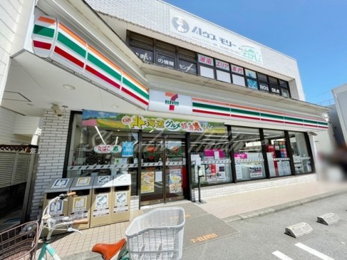 コンビニ　セブンイレブン 藤沢辻堂熊の森店（コンビニ）まで529m