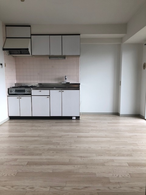 キッチン　写真は別号室のものです