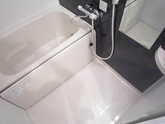 バス・シャワールーム　清潔感のあるバスルーム☆