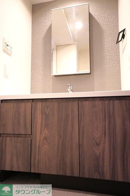 洗面設備　※写真は同タイプ住戸です。