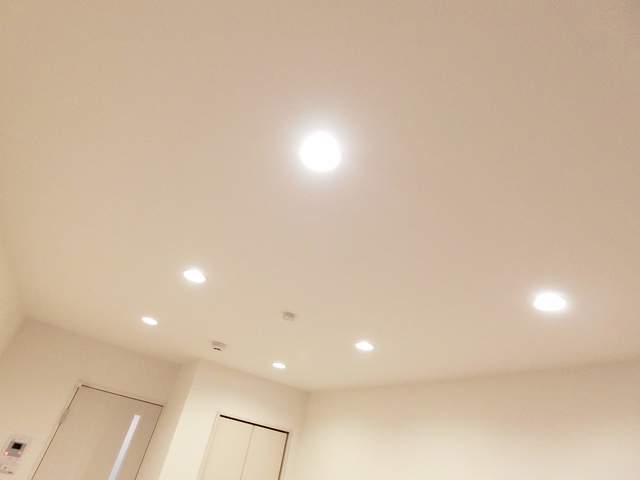 その他部屋・スペース　ゆったり過ごせる居間です