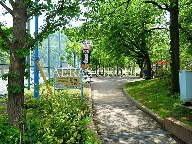 公園　代々木深町小公園（公園）まで213m