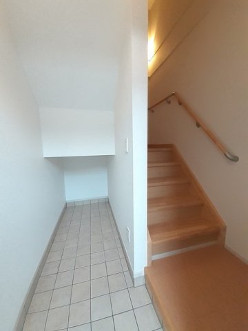 玄関　明るい玄関です