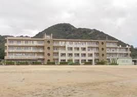 小学校　蔵王小学校（小学校）まで961m