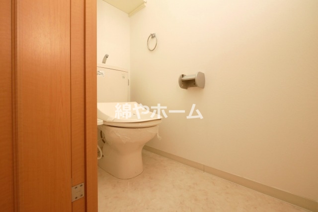 トイレ　落ち着いたトイレです