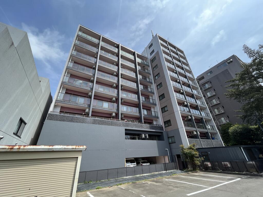 駐車場　別部屋参考写真