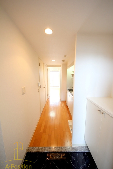 玄関　ルクレ阿波座レジデンス