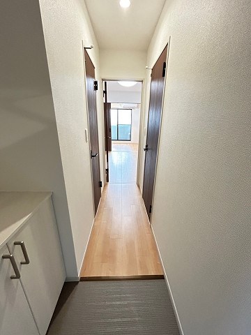 玄関　シンプルで使いやすい玄関です