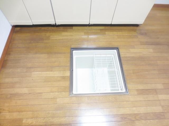 その他設備　★床下収納★