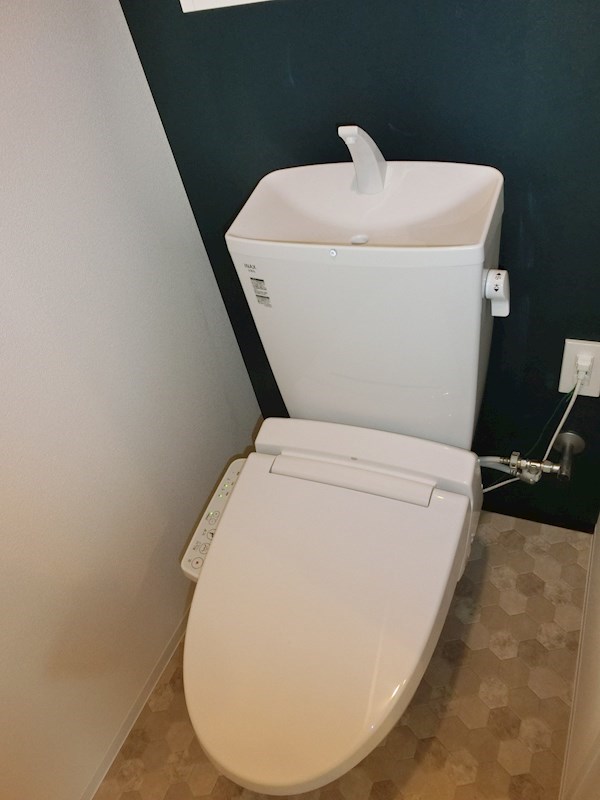 トイレ　トイレもきれいです