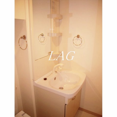 洗面設備　洗面台です。