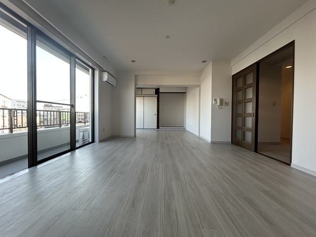 居室・リビング　他部屋参考。