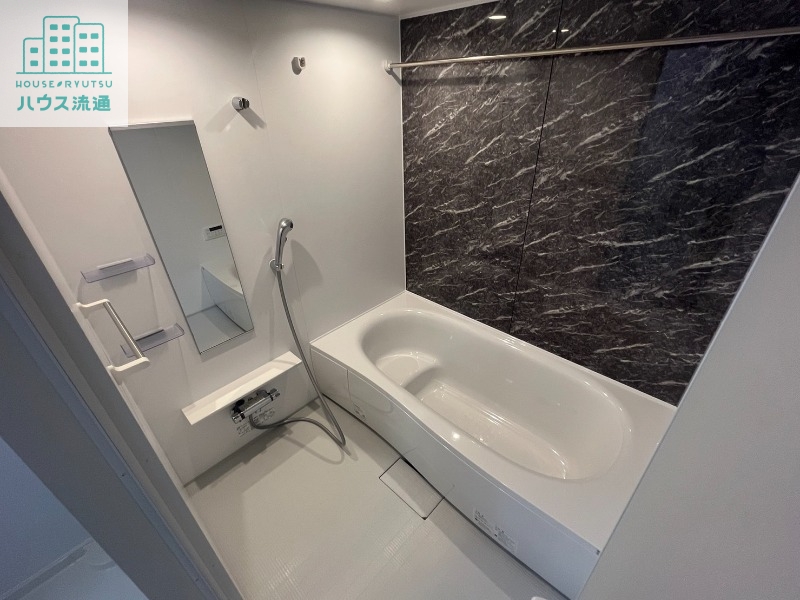 バス・シャワールーム　※別号室の写真です