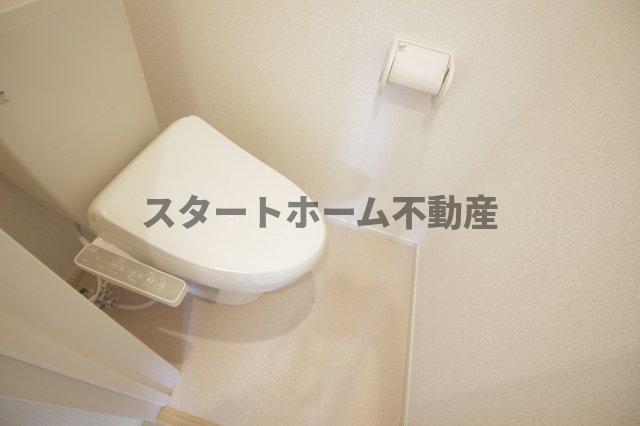 トイレ　落ち着いたトイレです