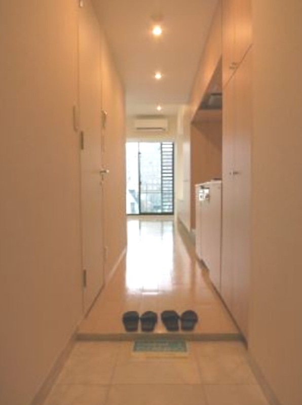 玄関　同仕様写真含む