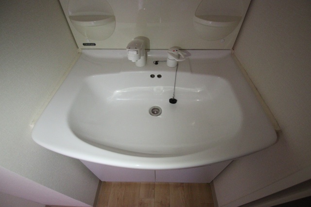 洗面設備　※別室の参考写真の為、現況優先です。