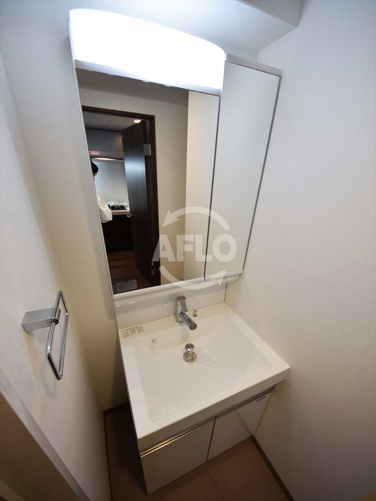 洗面設備　メインステージ心斎橋ＥＡＳＴ　独立洗面台