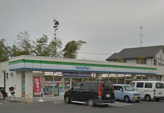 コンビニ　ファミリーマート 東狭山ヶ丘一丁目店（コンビニ）まで334m