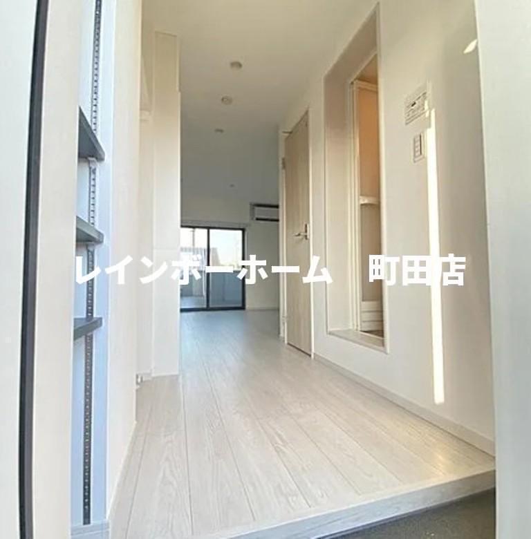 玄関　※同施工会社参考写真