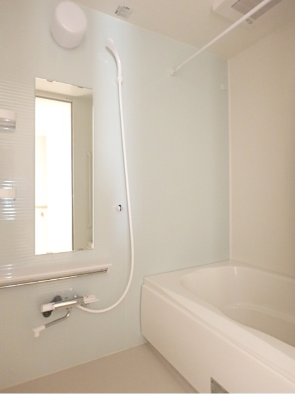 バス・シャワールーム　図面と現状に相違がある場合には現状を優先