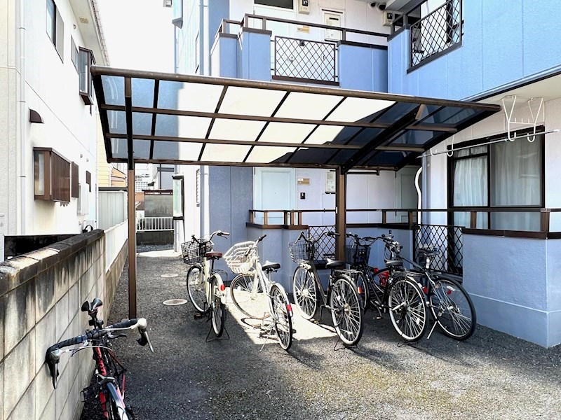 その他共有部分　屋根付き駐輪場